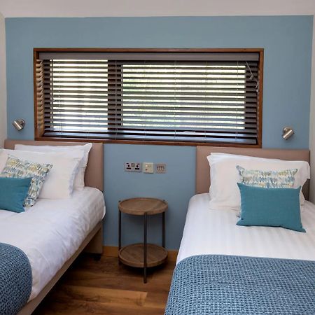 Ardgartan Argyll Cabins - Forest Holidays Arrochar Buitenkant foto
